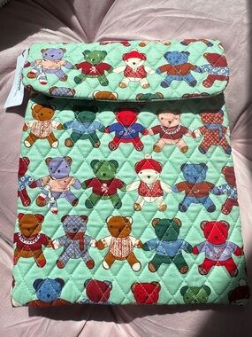 Vera Bradley Quilted Teddy Bear Print bag.